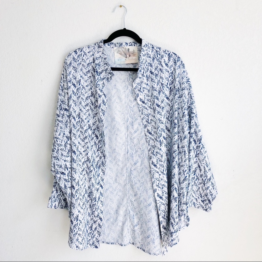 ⚡️SALE⚡️UO Kimchi Blue Textured Satin Kimono Top